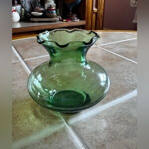 Anchor Hocking Green Vase✨